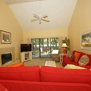 Inverness Village 915 Apartment